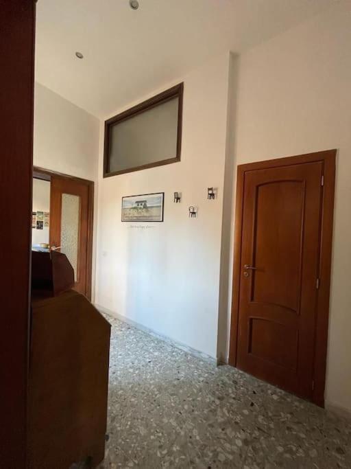 Donnaromita Holiday House Hystoric Center Naples Exterior photo